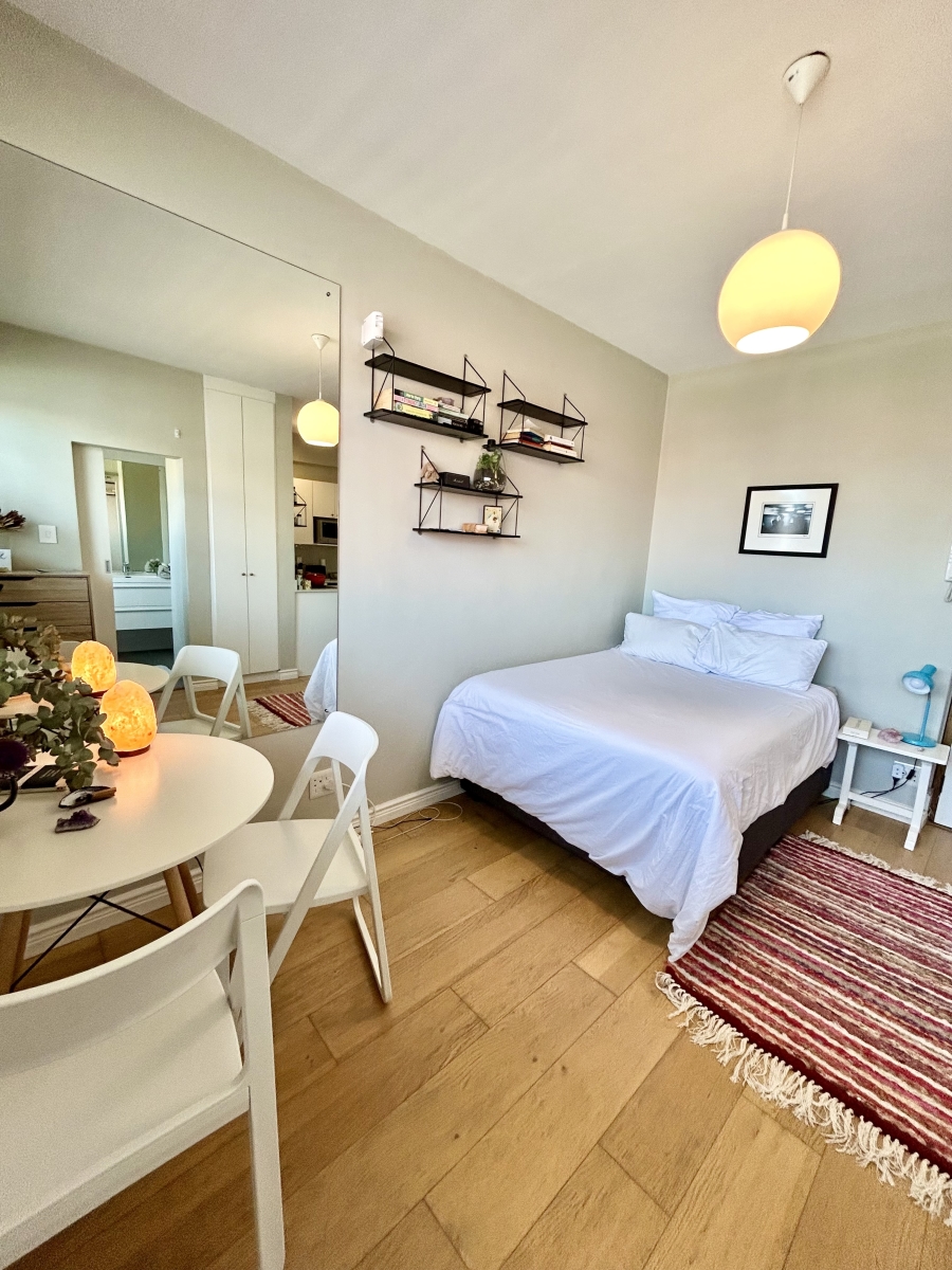 0 Bedroom Property for Sale in Sea Point Western Cape